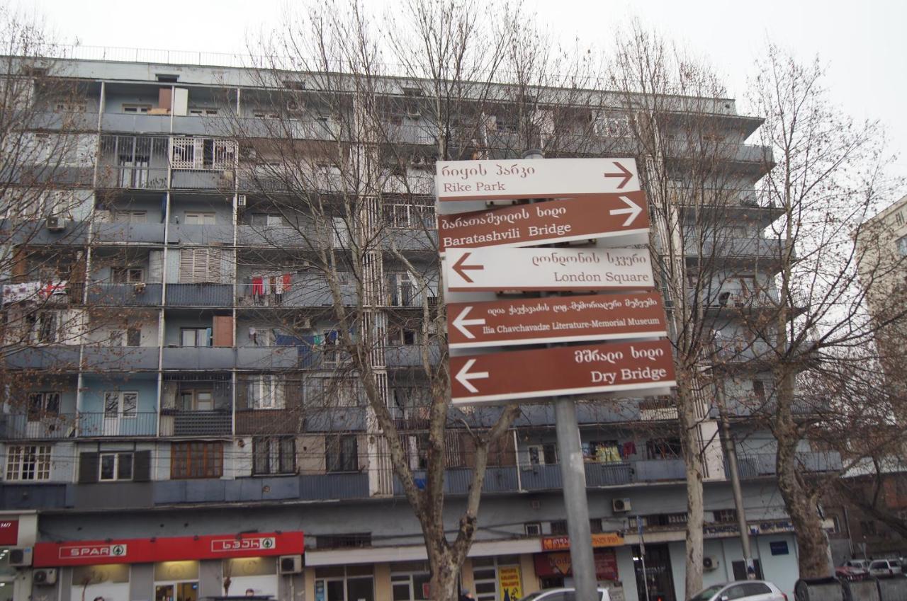 Apartment Near Church Tiflis Exterior foto